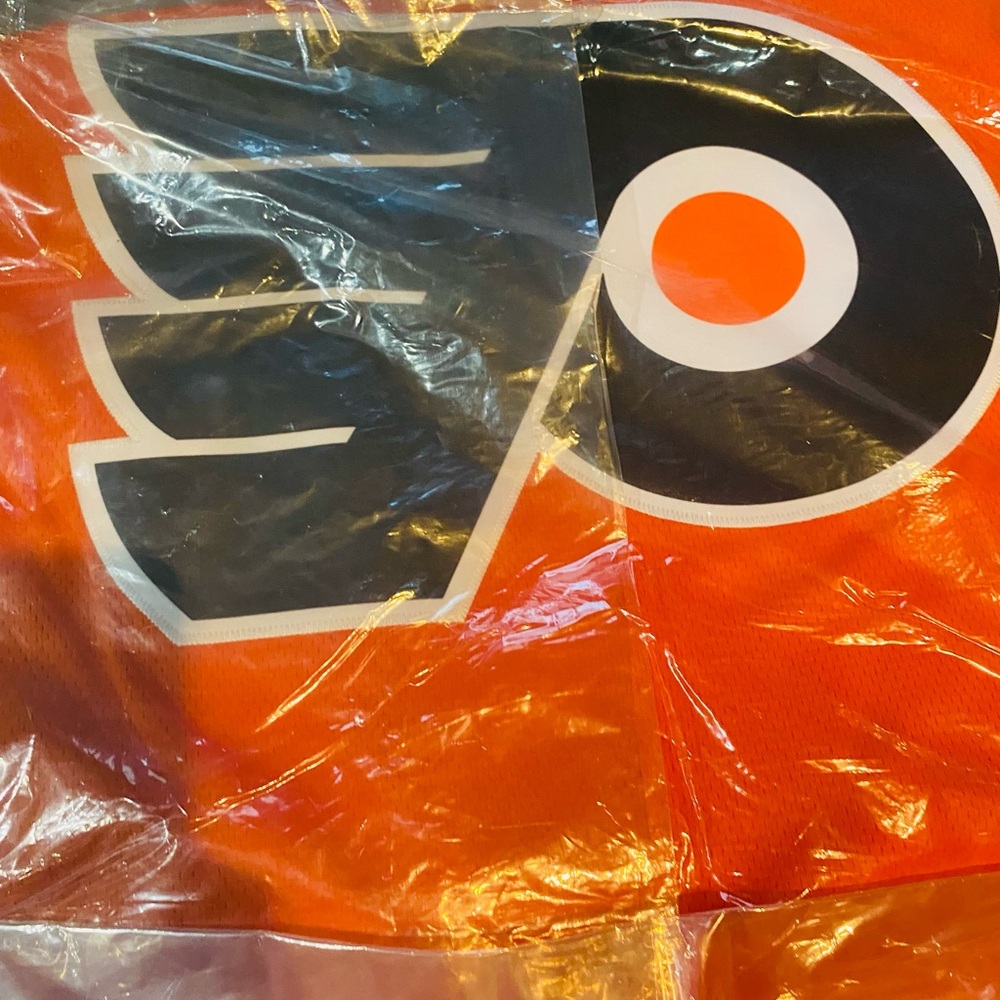 XL Brand New With Tags NHL FLYERS Bernie Parent Jeresy Fanatics